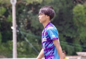 飯塚高校サッカー部　ユニフォーム　M 上下セット 飯塚高校サッカー部 ユニフォーム M 上下セット アンダーシャツ