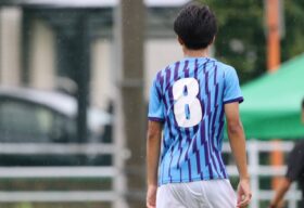 飯塚高校サッカー部 ハーフジップ長袖ウェア Mホワイト S__120446995.jpg